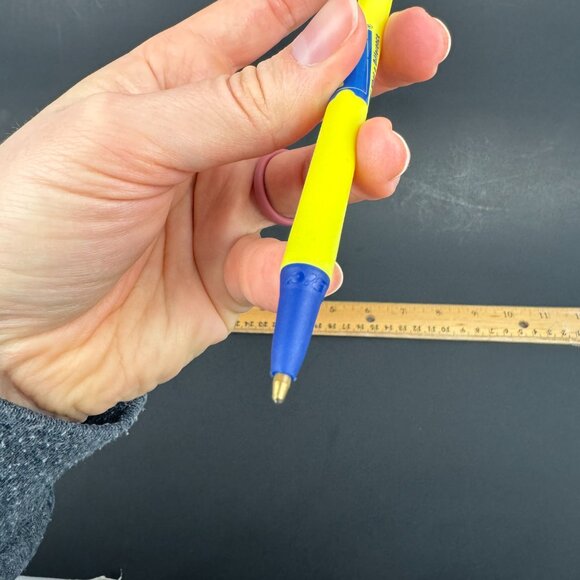 Vtg Blockbuster Pen Prop Yellow Blue Plastic Click Pen Dry Ink Does Not Write - Picture 13 of 13